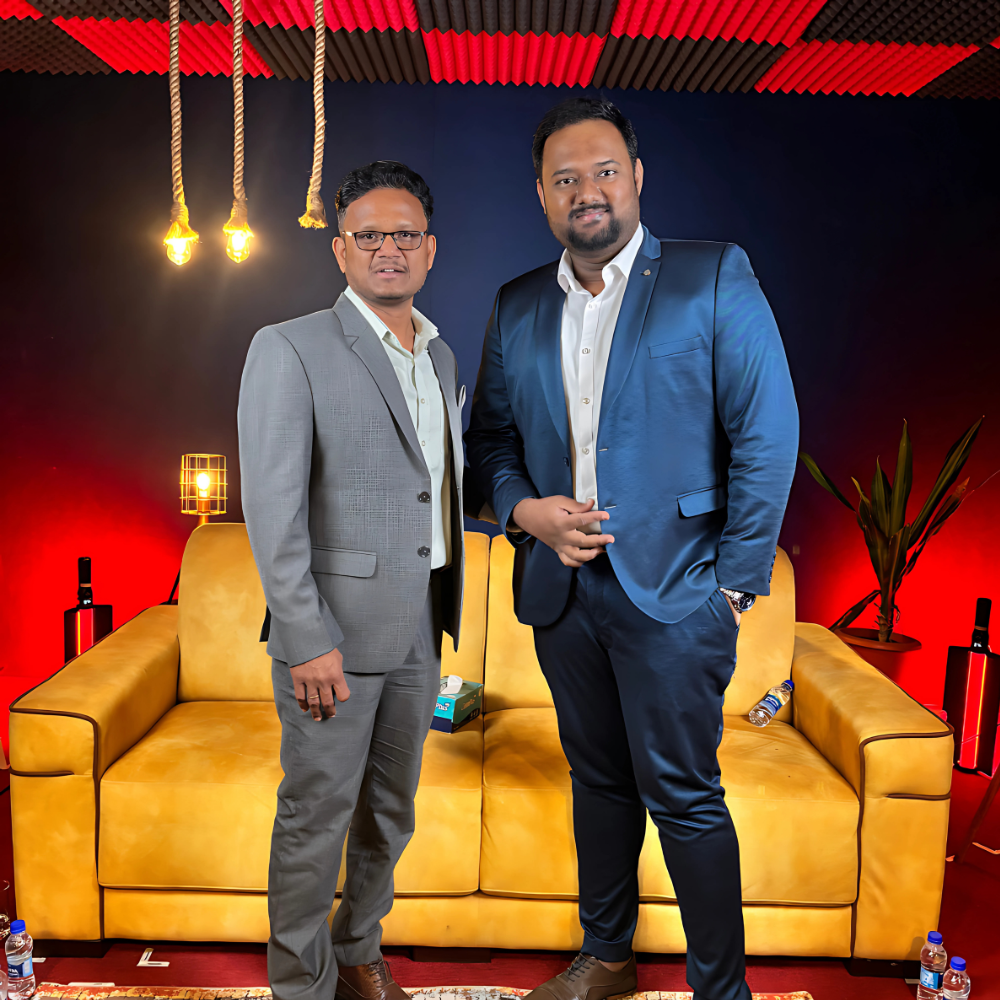 Listen to TGV Podcast (1000 x 1000 px) (1)
